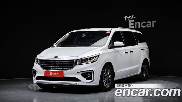 Kia Carnival 2018 thumb 2