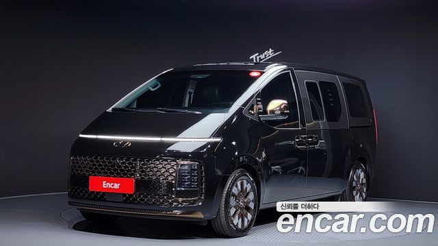Hyundai Staria 2021 thumb 2