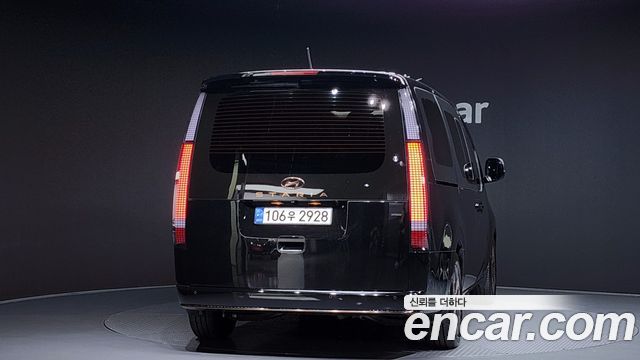 Hyundai Staria 2021 thumb 5