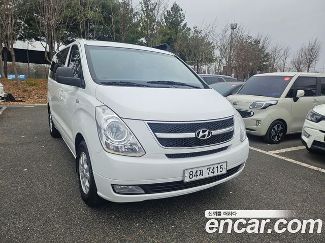 Hyundai Starex 2015 thumb 2