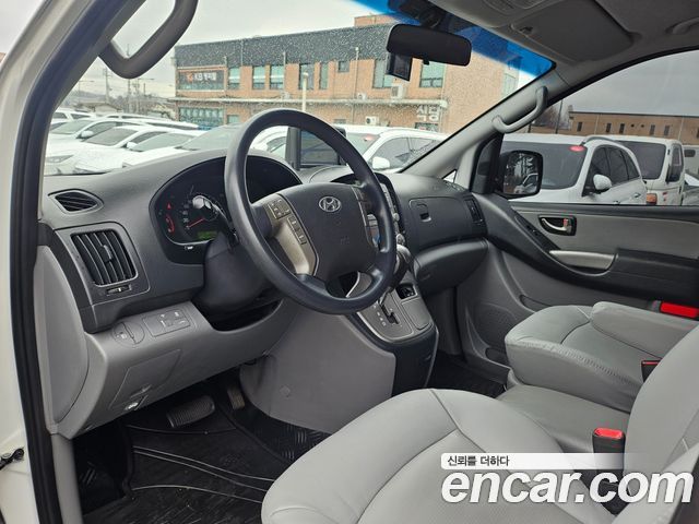 Hyundai Starex 2015 thumb 8