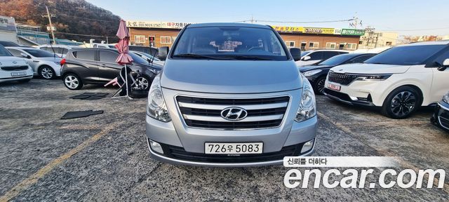 Hyundai Starex 2017 thumb 2