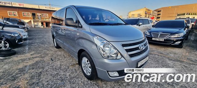 Hyundai Starex 2017 thumb 4
