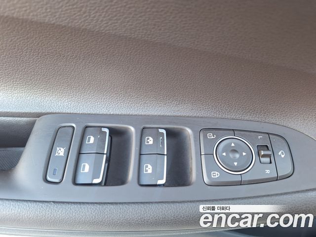 Hyundai Grandeur 2018 thumb 9