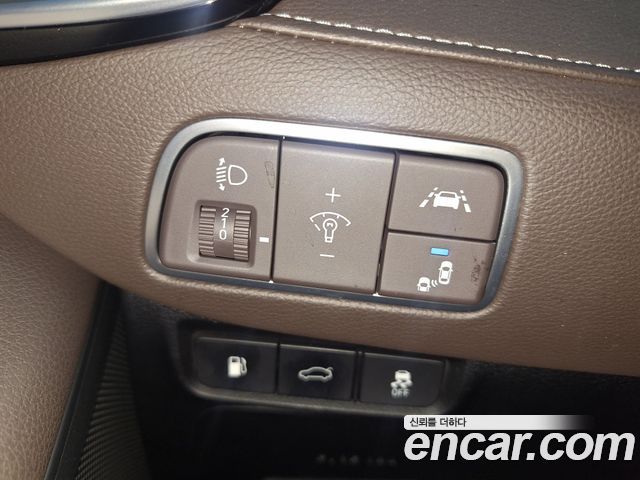 Hyundai Grandeur 2018 thumb 10