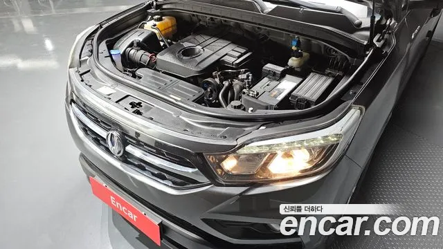 SsangYong Rexton 2019 thumb 6
