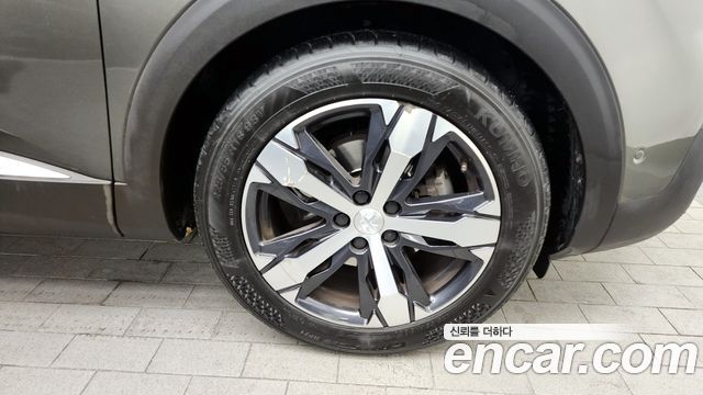 Peugeot 3008 2019 thumb 6