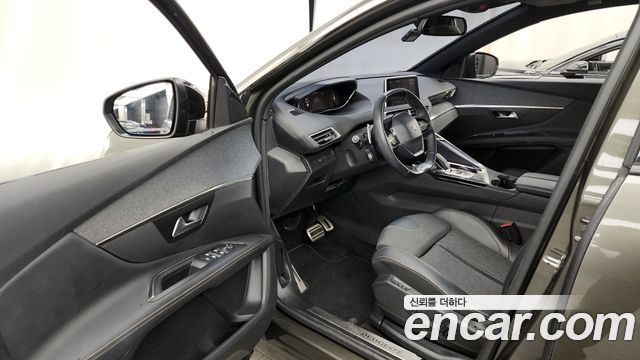 Peugeot 3008 2019 thumb 11