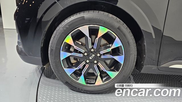 Kia Carnival 2021 thumb 6