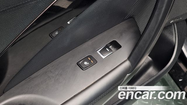 Hyundai Grandeur 2015 thumb 11