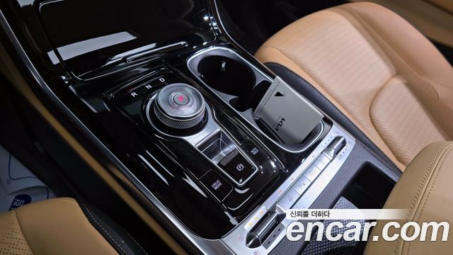 Kia Carnival 2022 thumb 10