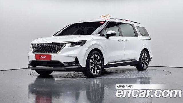 Kia Carnival 2022 thumb 2