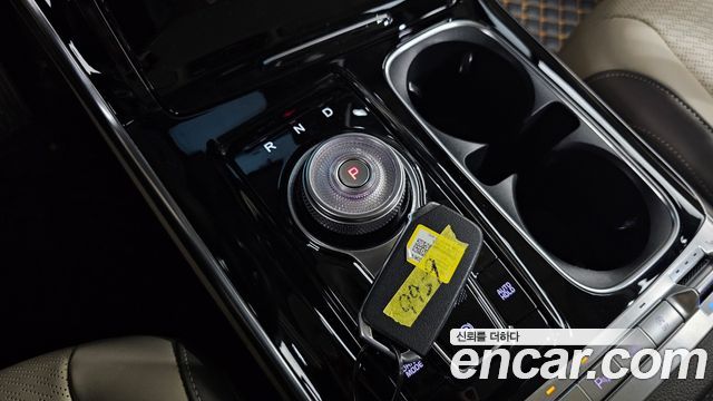 Kia Carnival 2022 thumb 10