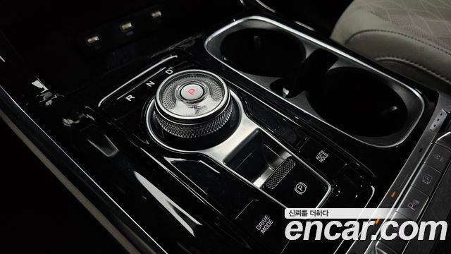 Kia Carnival 2021 thumb 10