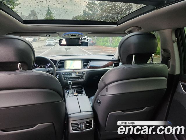 Hyundai Genesis 2015 thumb 9