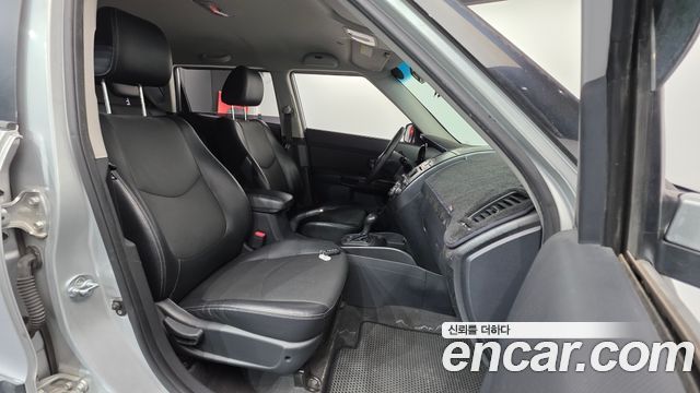 Kia Soul 2010 thumb 10