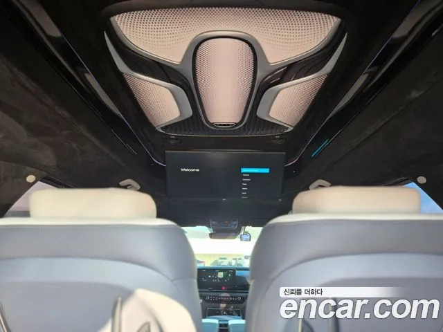 Kia Carnival 2024 thumb 8