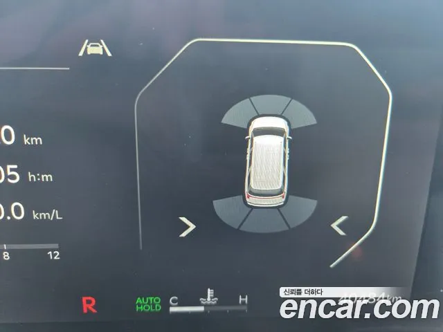 Kia Carnival 2024 thumb 9