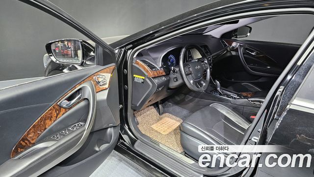 Hyundai Aslan 2014 thumb 10