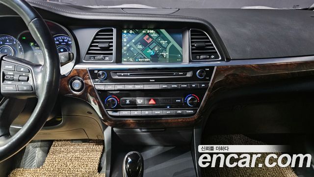 Hyundai Aslan 2014 thumb 11