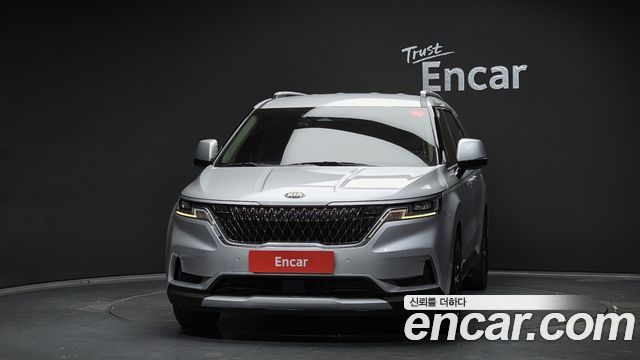 Kia Carnival 2021 thumb 3