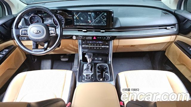 Kia Carnival 2021 thumb 7