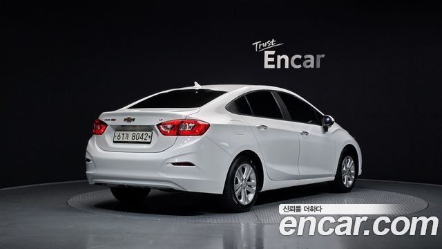 Chevrolet Cruze 2017 thumb 2