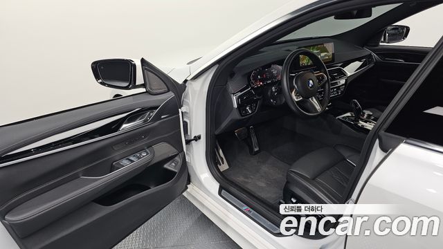 BMW 3 серии GT 2024 thumb 10