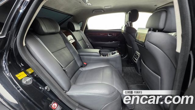 Hyundai Equus 2014 thumb 12