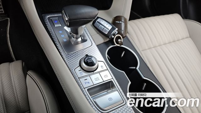 Genesis G70 2021 thumb 10