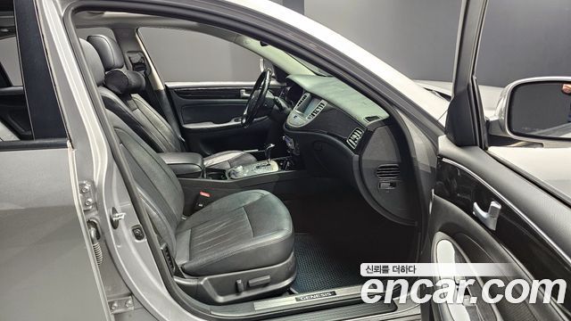 Hyundai Genesis 2013 thumb 12