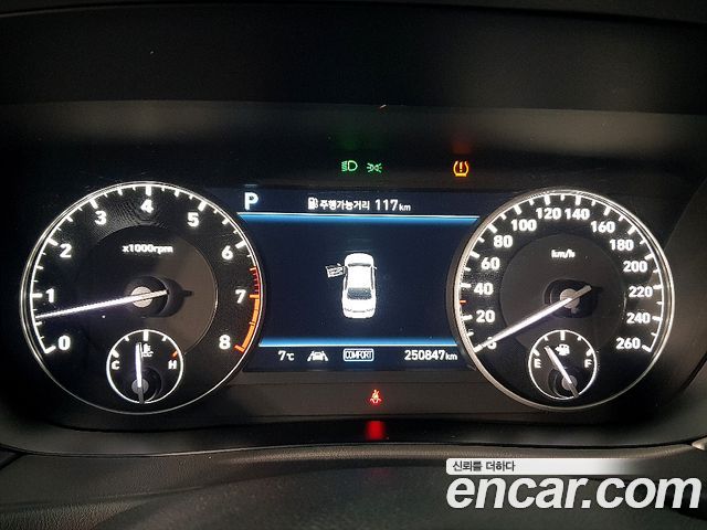 Genesis G90 2019 thumb 7