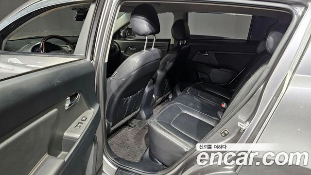 Kia Sportage 2012 thumb 11