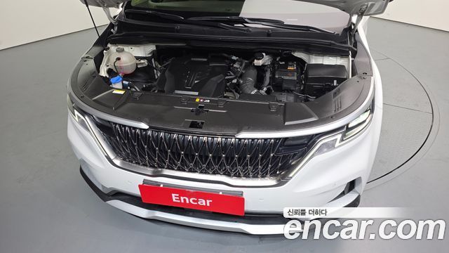 Kia Carnival 2023 thumb 7