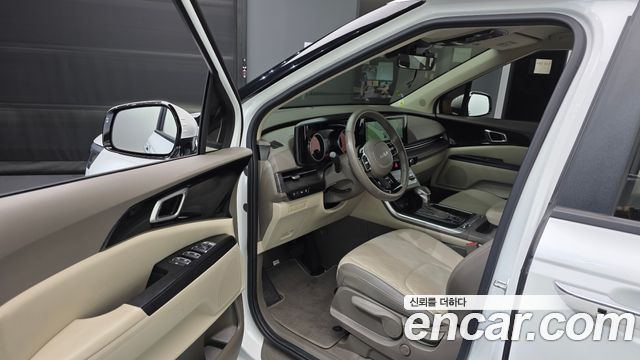 Kia Carnival 2023 thumb 11