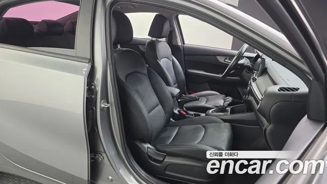 Kia K3 2019 thumb 11