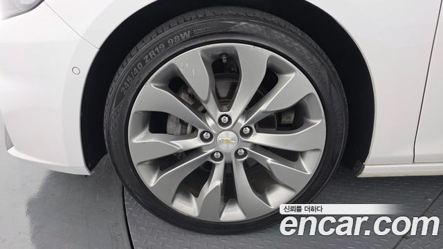 Chevrolet Malibu 2017 thumb 6