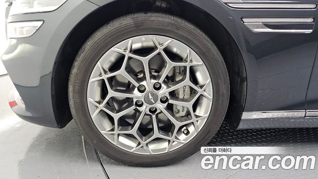 Genesis G80 2020 thumb 6
