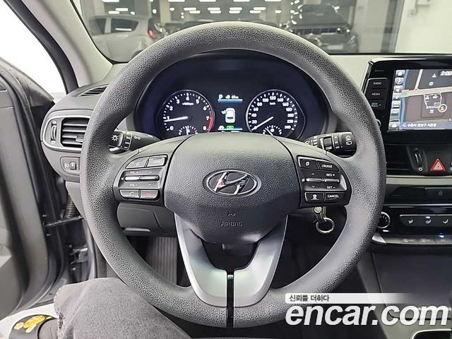 Hyundai i30 2018 thumb 10