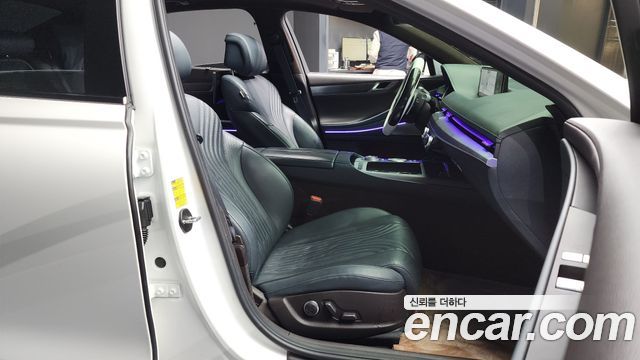Genesis G80 2020 thumb 12