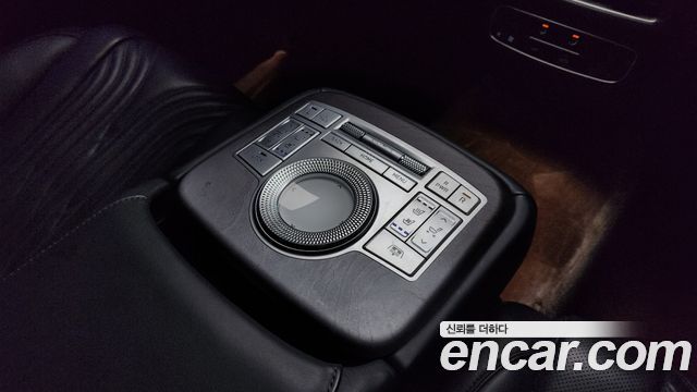 Genesis G80 2020 thumb 11