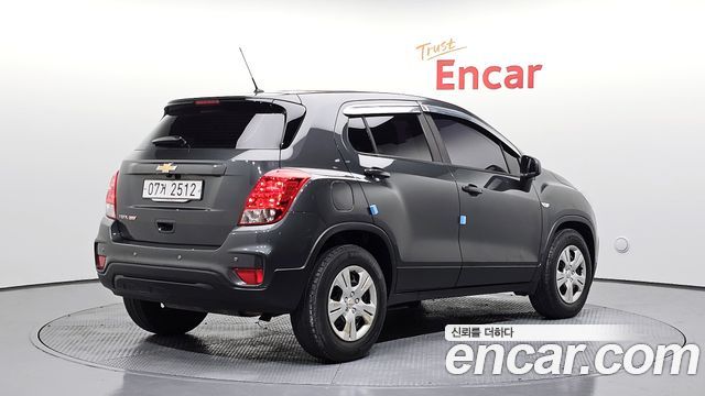 Chevrolet Trax 2018 thumb 3
