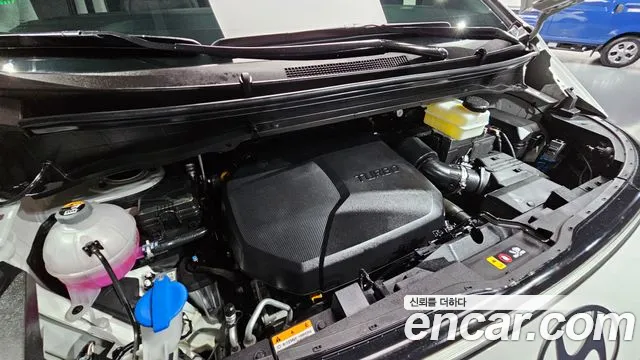 Hyundai Staria 2025 thumb 7