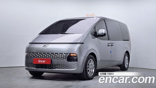 Hyundai Staria 2021 thumb 2