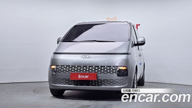Hyundai Staria 2021 thumb 4