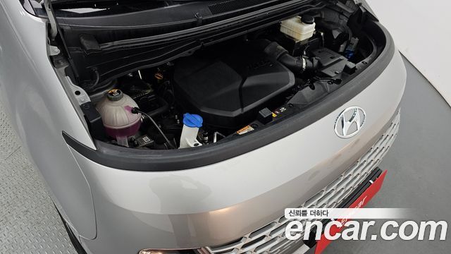 Hyundai Staria 2021 thumb 7