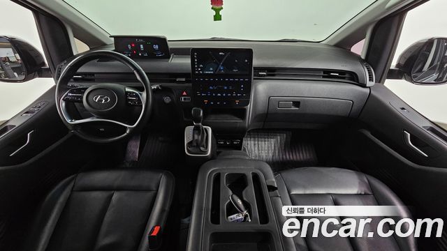 Hyundai Staria 2021 thumb 8