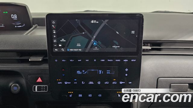 Hyundai Staria 2021 thumb 12
