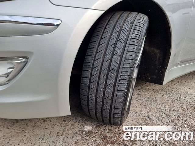 Hyundai Genesis 2012 thumb 11