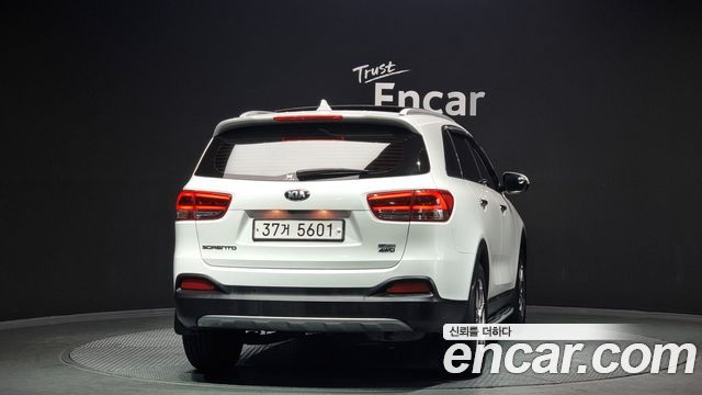 Kia Sorento 2015 thumb 4